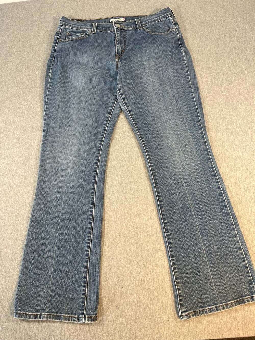 Levi Strauss & Co. Classic Bootcut  Denim Blue Jeans Womens 12 (33x30)